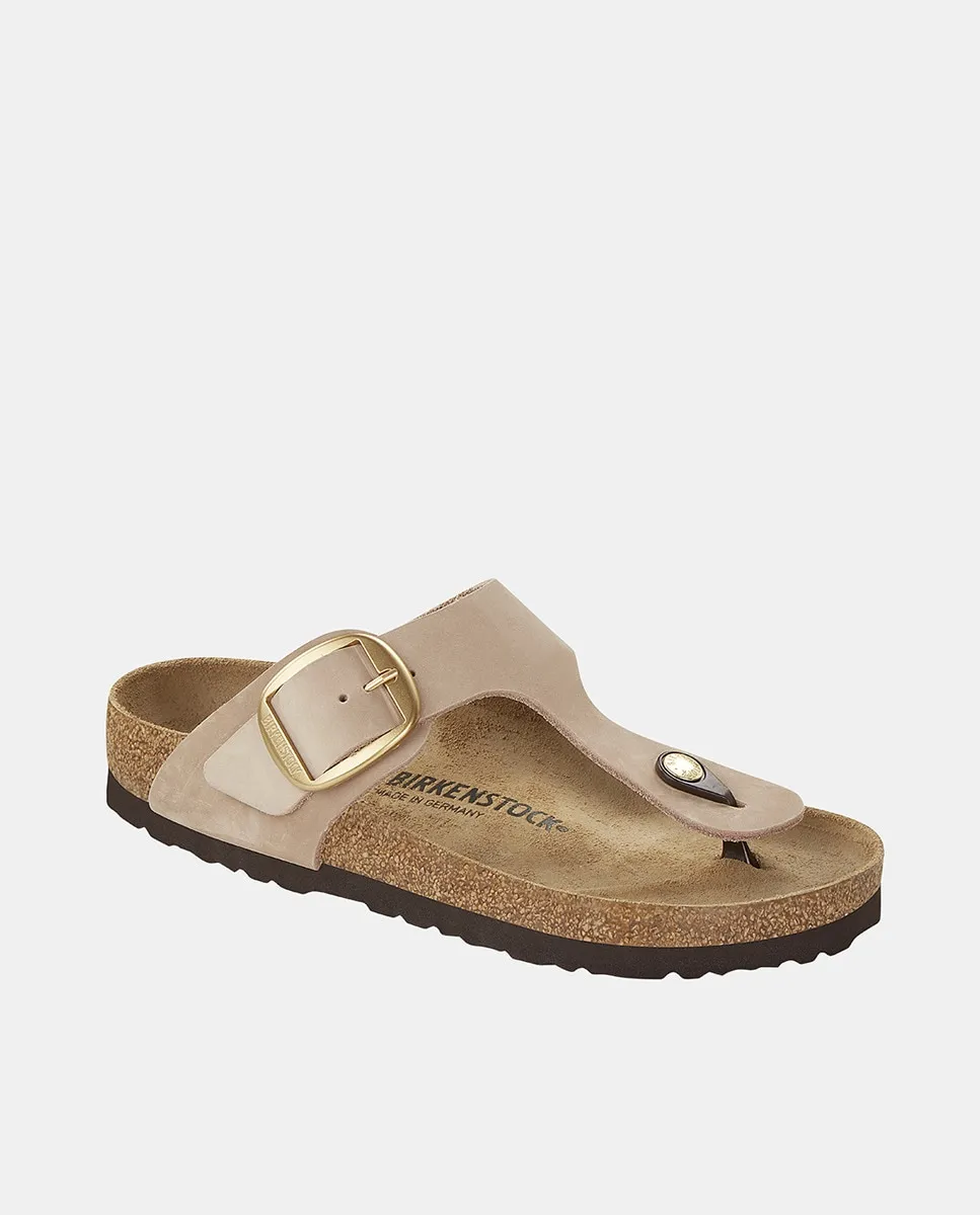 Женские сандалии Gizeh с большой пряжкой из замши Birkenstock, светло-коричневый — фото 3