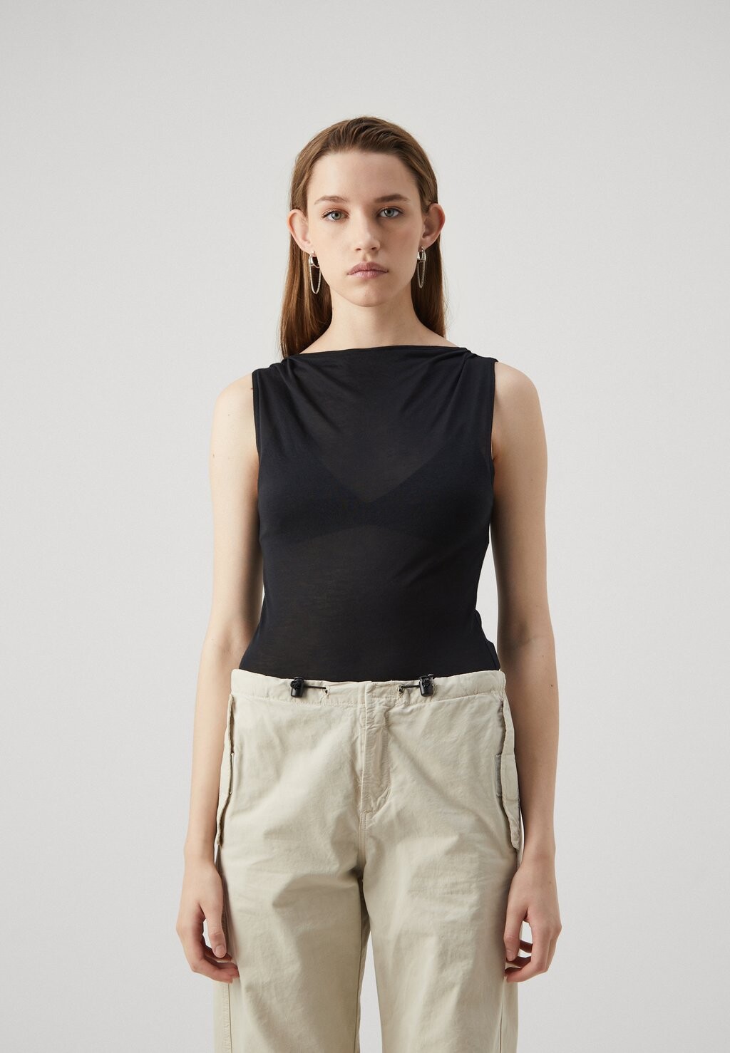 

Топ CHASE SHEER DRAPED Abercrombie & Fitch, черный