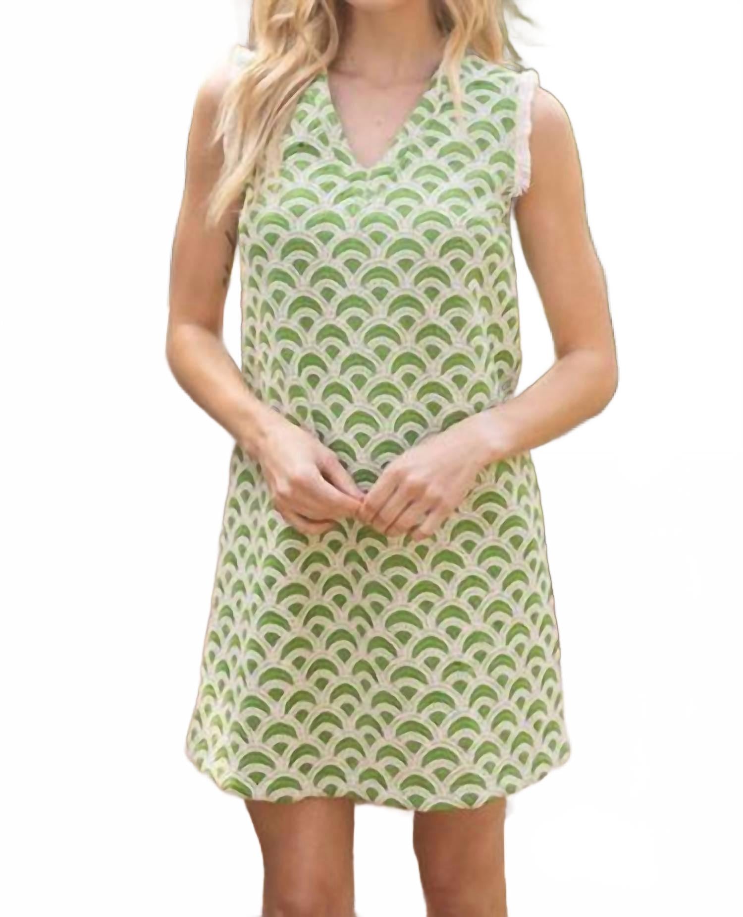 

Зеленое платье-трапеция с ажурной вышивкой Voy