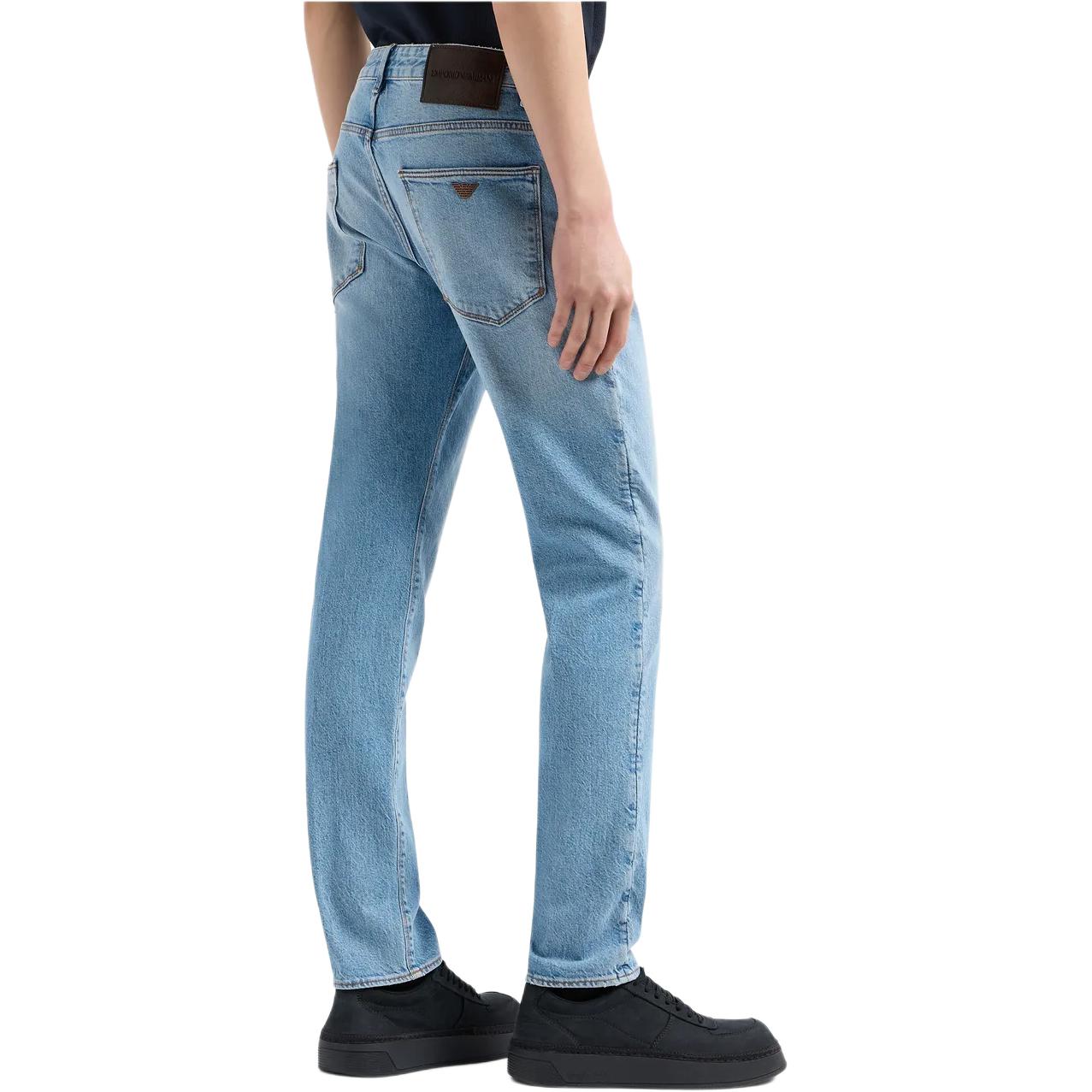 Джинсы J06 Slim Fit 12,2 унции с эффектом прожилок EMPORIO ARMANI, светло-голубые — фото 4