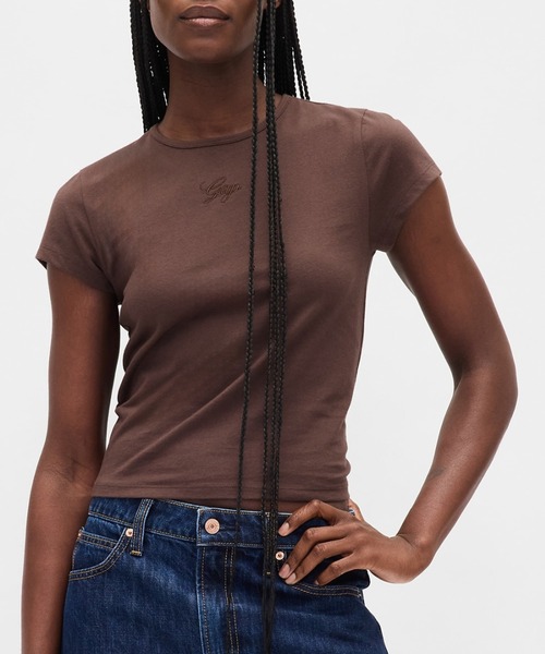 

Футболка укороченная, хлопковый трикотаж, с логотипом GAP, коричневый