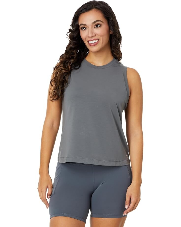 

Топ Free Fly Elevate Lightweight Tank, цвет Smoke