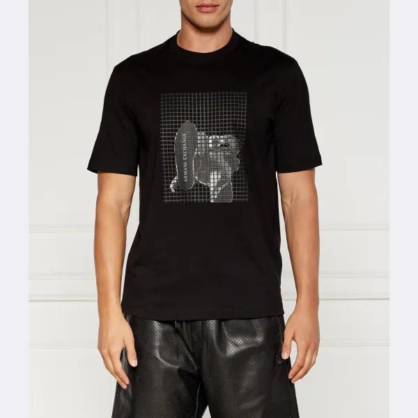 

Футболка стандартного кроя Armani Exchange, черный