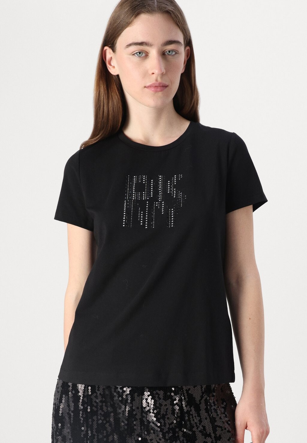 

Базовая футболка HOTFIX GRID LOGO TEE DKNY, черный