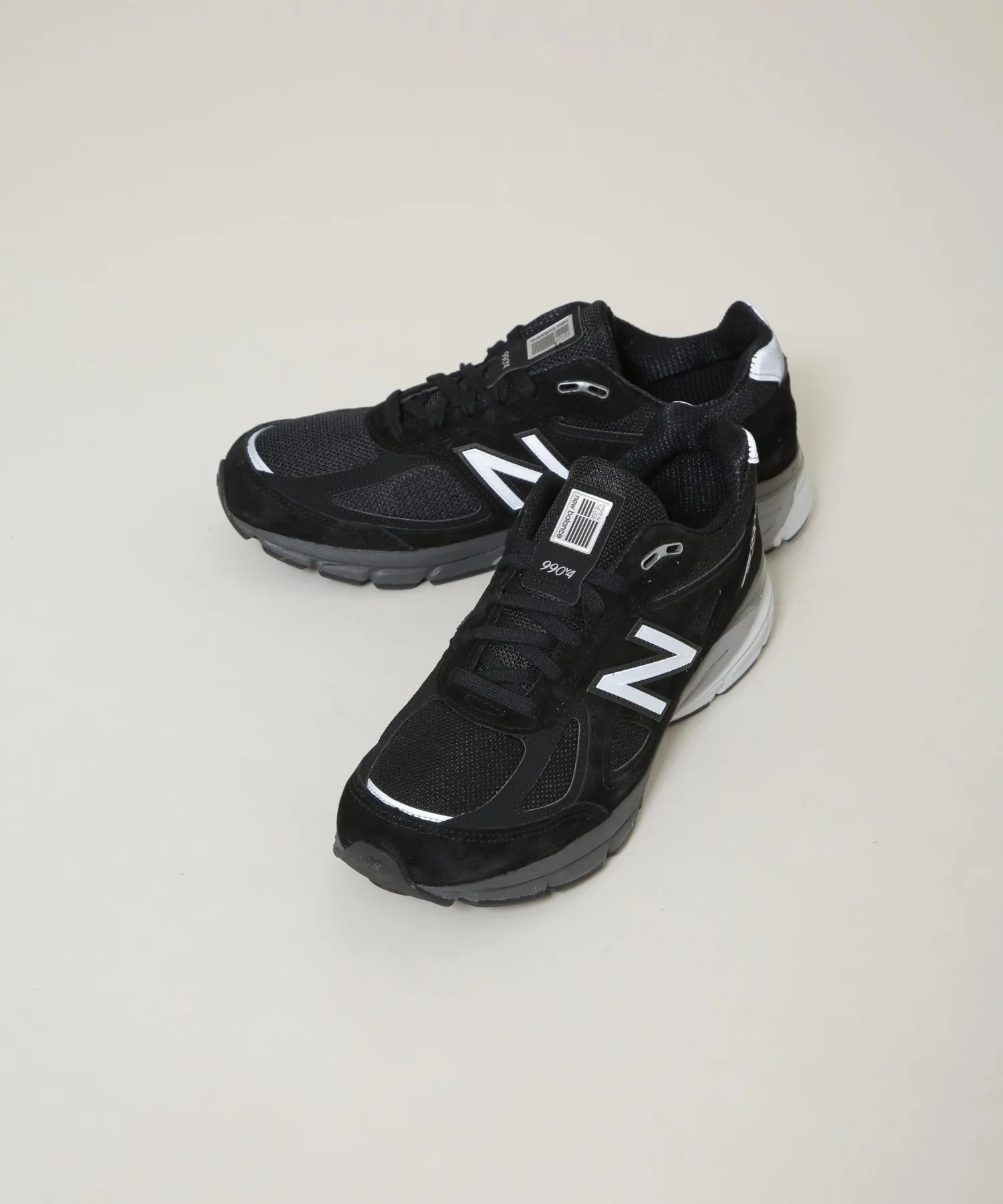 Мужские кроссовки New Balance U990v4 чёрные