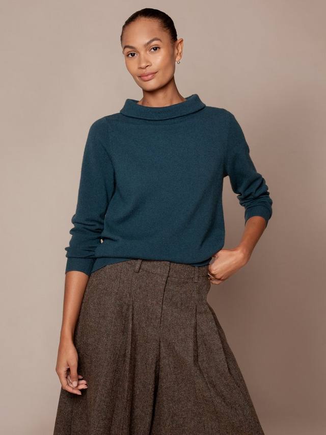 

Тонкий джемпер из чистой шерсти с лодочкой Celtic & Co., Dark Teal