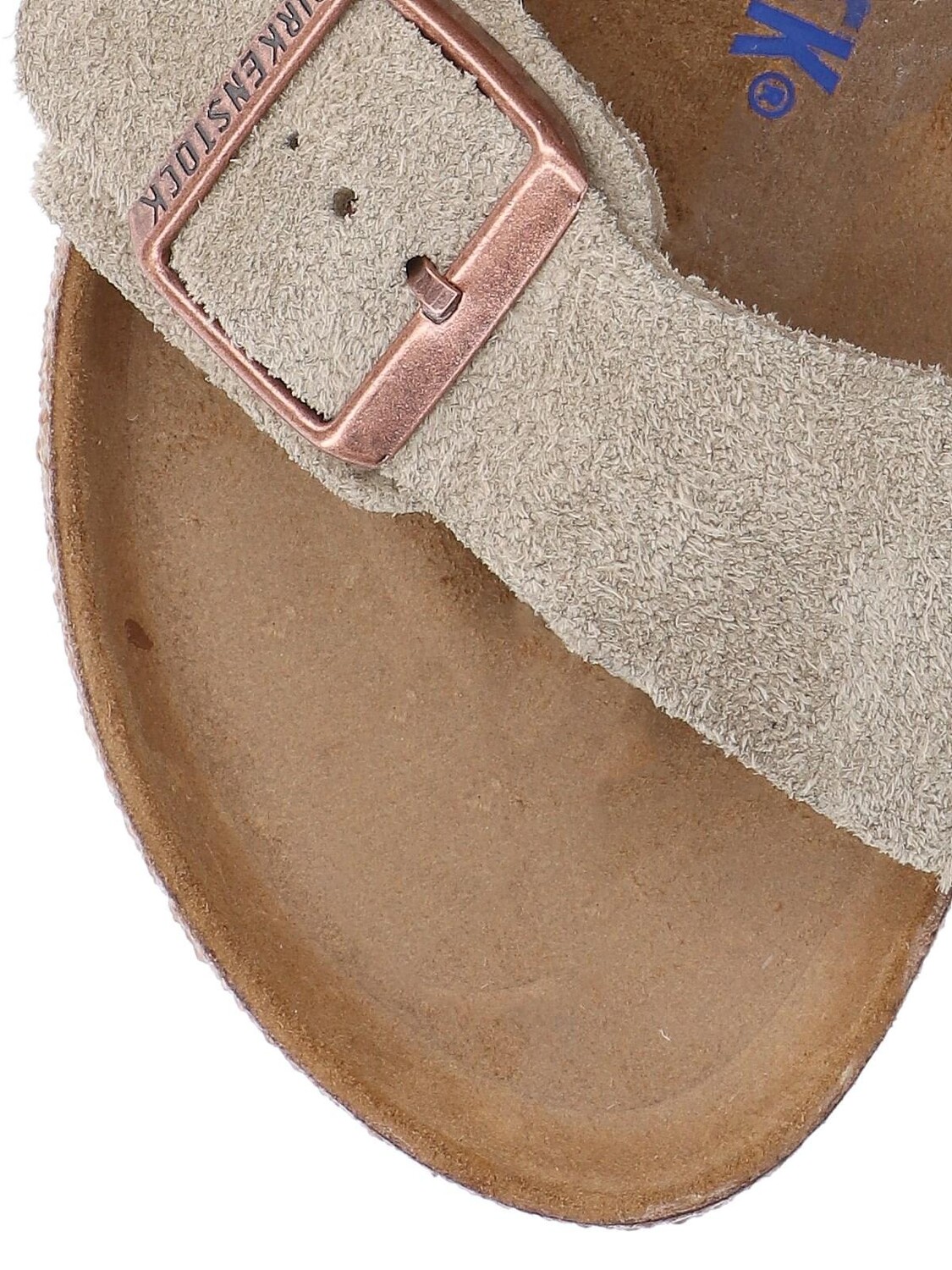 Сандалии Birkenstock Arizona Soft Footbed Suede Leather узкие, бежевый — фото 4