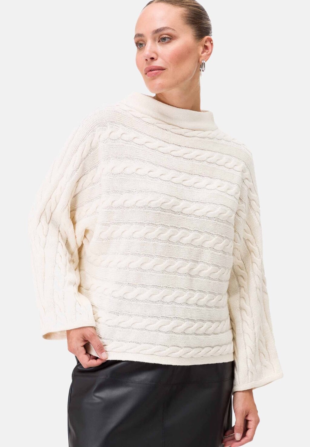 

Джемпер MIT TROMPETENÄRMELN zero, бежевый