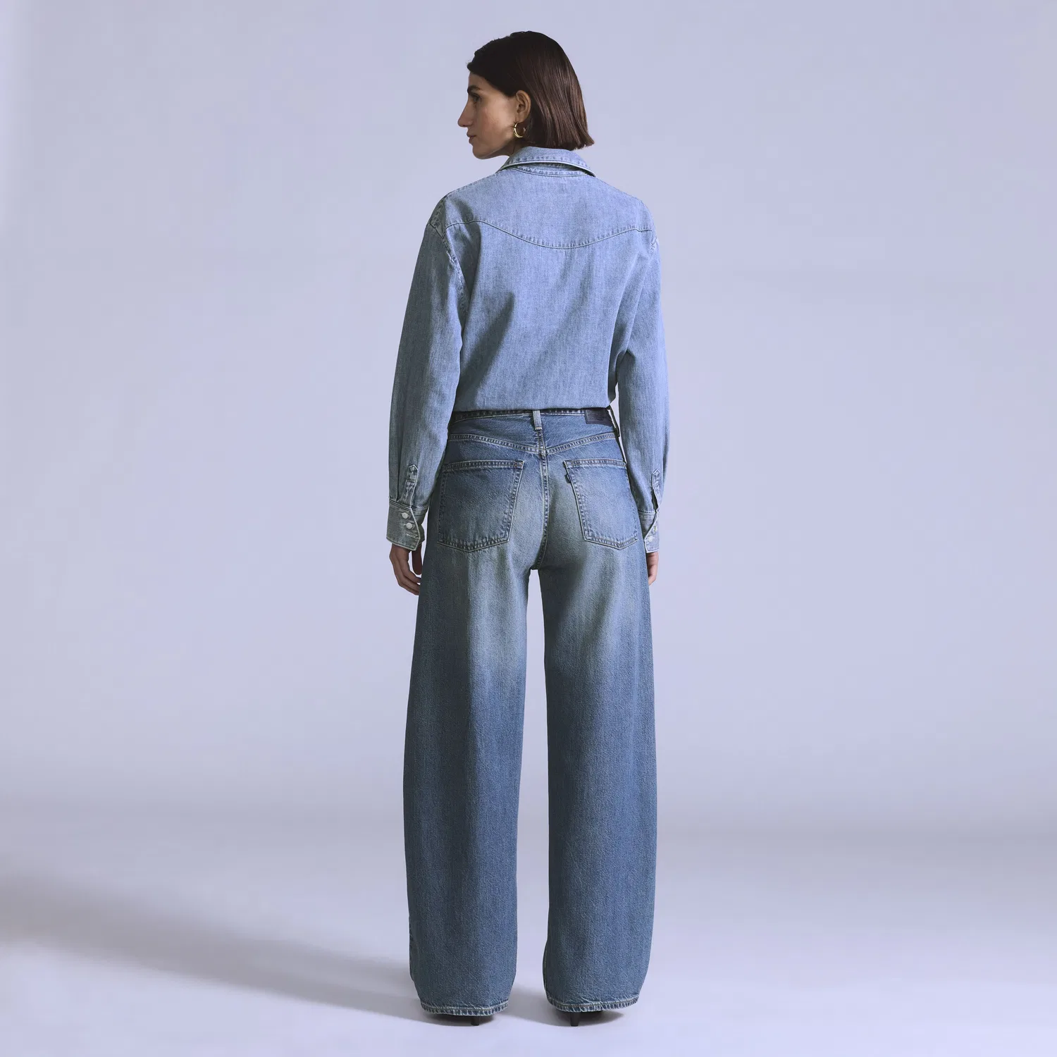Женские джинсы Drop Barrel Levi's, Medium Wash — фото 4