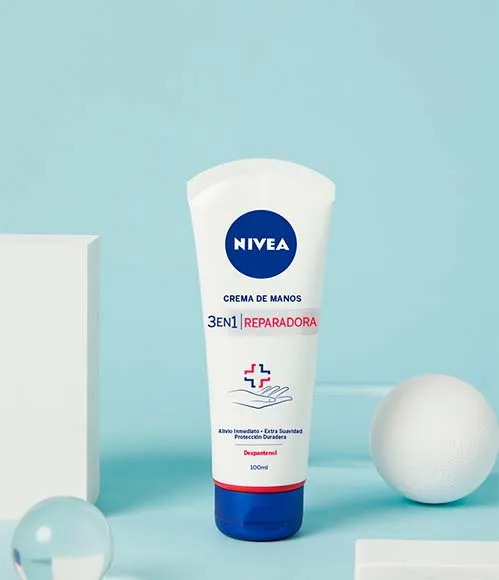 Ремонтная трубка 3 в 1 Crema manos repara y cuida Nivea, 100 ml — фото 3