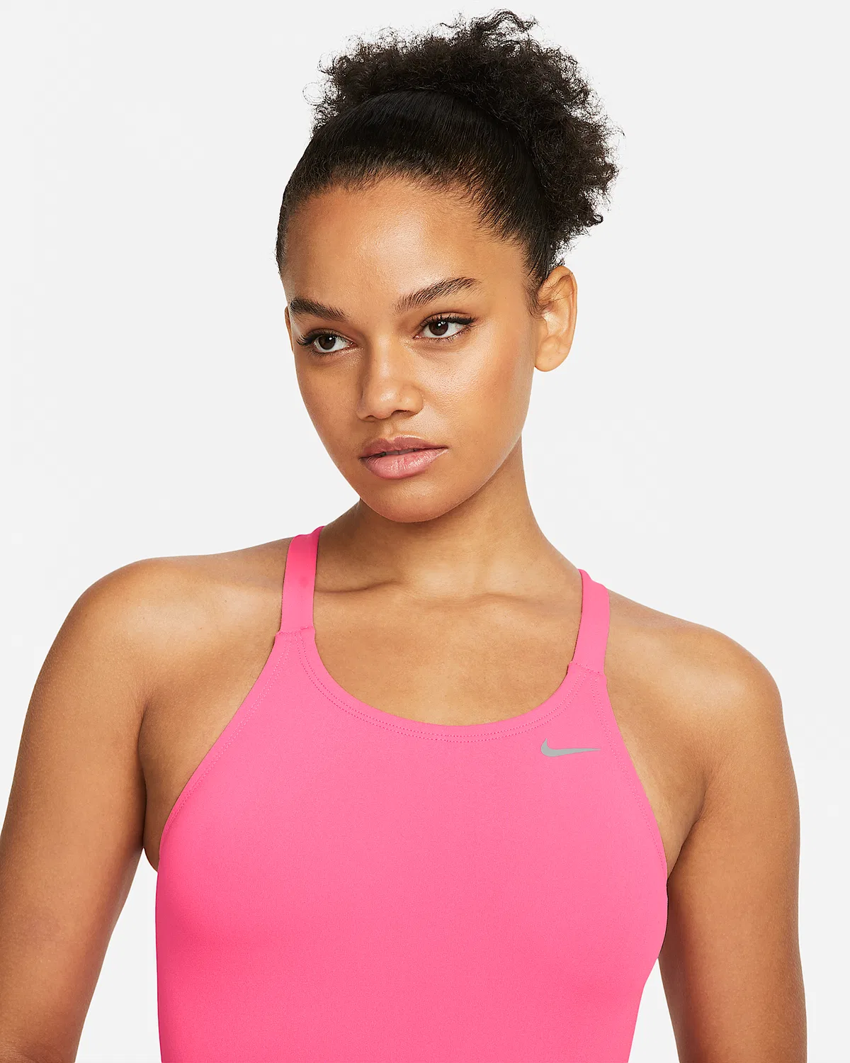 Женский цельный купальник Nike Swim HydraStrong Essential Fastback, Hyper Pink — фото 3