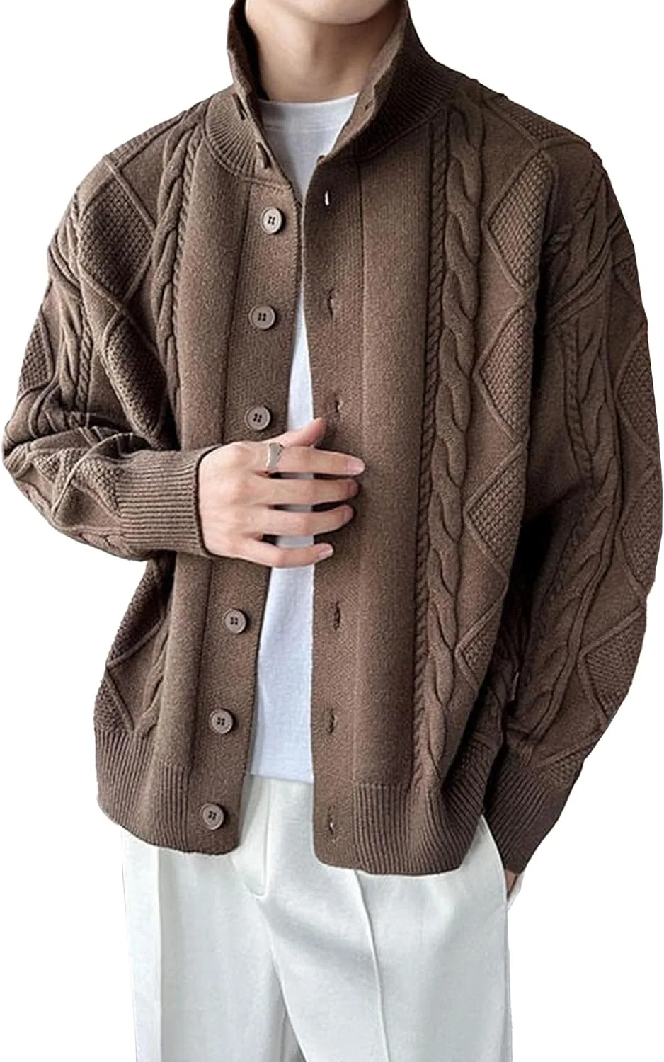 

Мужской кардиган с воротником стойкой, приталенный, на пуговицах, кабельная вязка