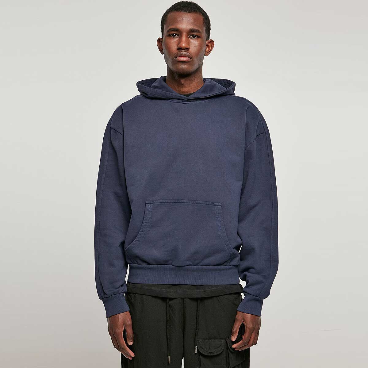 

Толстовка с капюшоном Heavy Terry Garment Dye Urban Classics, темно-синий