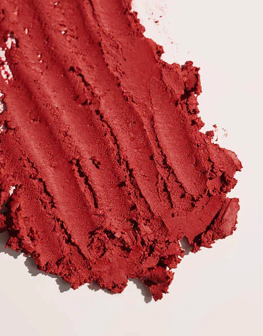 MAC Powder Kiss Hazy Matte Lipstick – Посвященная перцу чили — фото 2