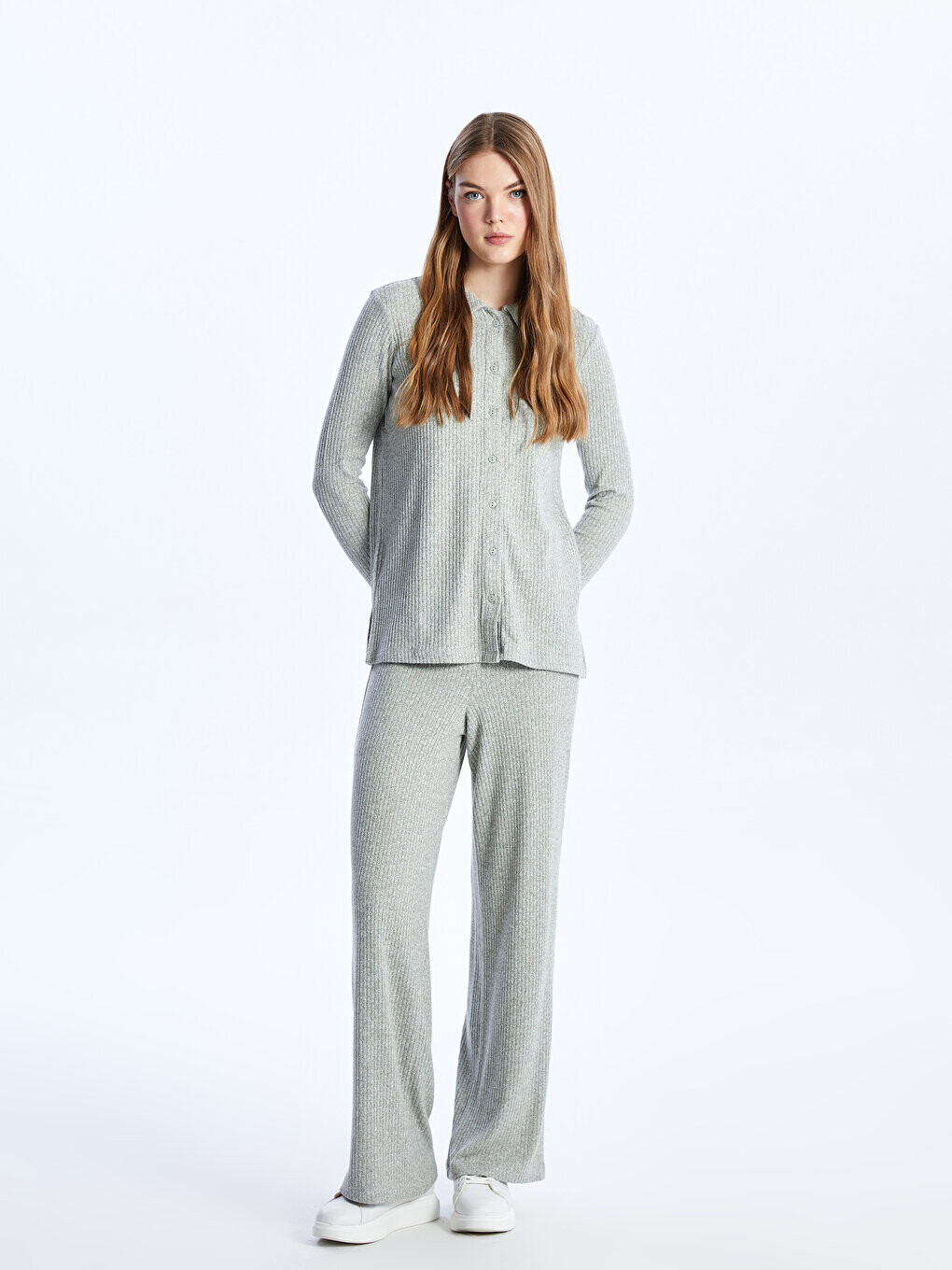 

Простые широкие женские спортивные штаны с эластичным поясом LCW Casual, хаки