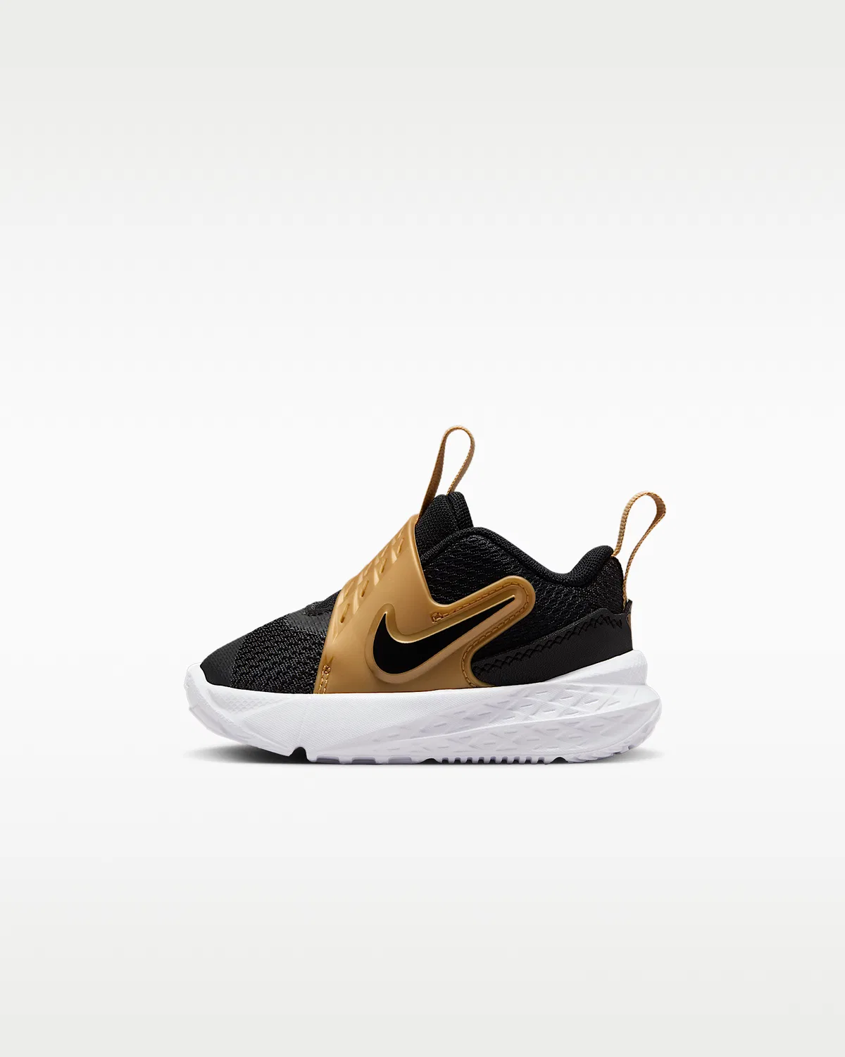 Детские кроссовки Nike Team Hustle D 12, Black/Metallic Gold/White/Black