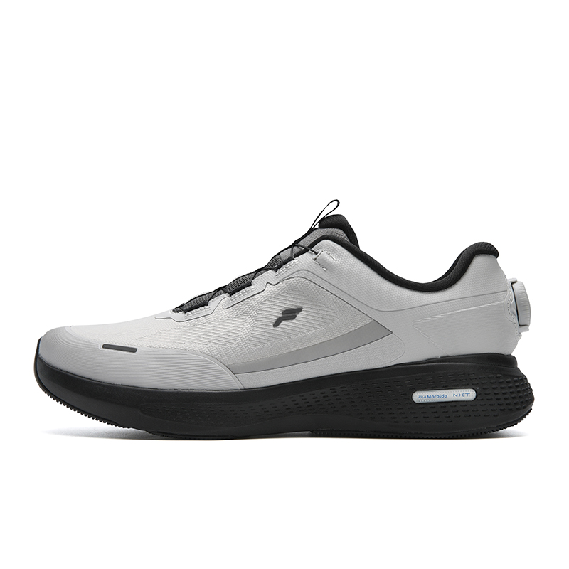 

FILA NUVOLE 3 Беговые кроссовки для мужчин с амортизацией и устойчивостью к истиранию в сером цвете Quiet Gray/Charcoal Gray, цвет Quiet Gray/Charcoal Gray