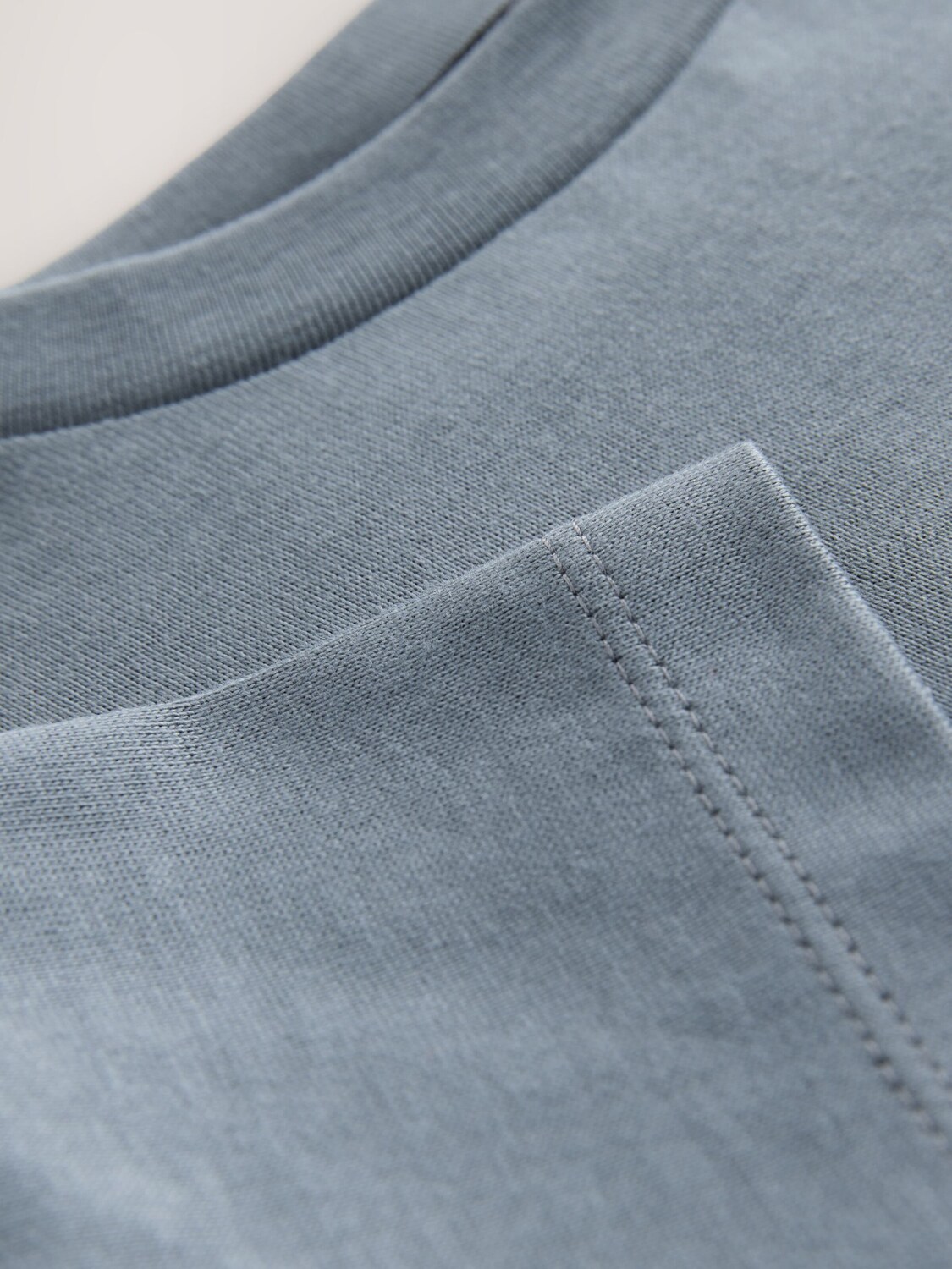 SmALLSAINTS Футболка 'Orlando' в цвете Basalt Grey — фото 4