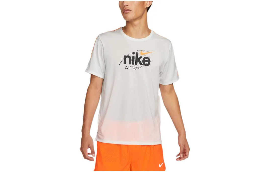Nike Футболка мужская Mountain Peak белая с круглым вырезом умеренно прямого кроя