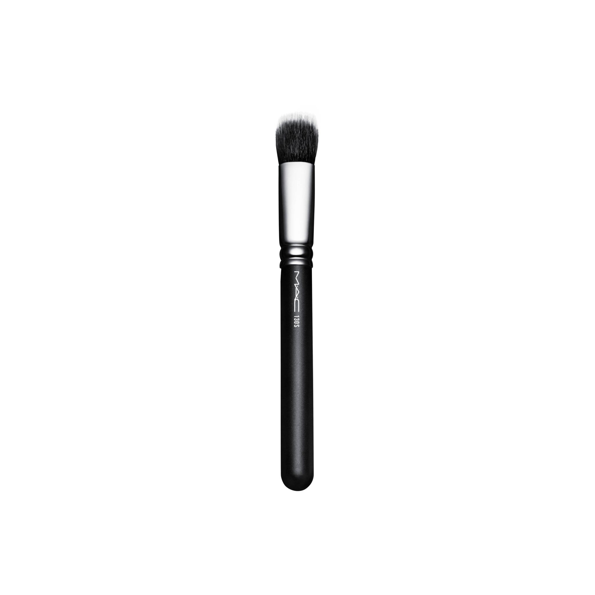 

Короткая плоская кисть 130s short duo fibre brush Mac, цвет 130s