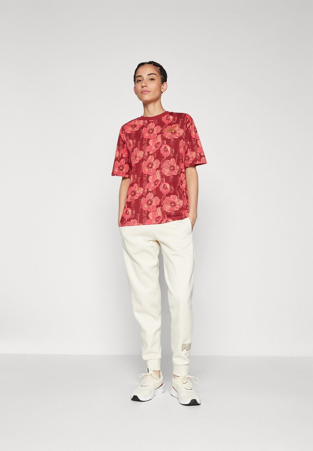 

Принт на футболке CLASS ACT TEE Puma, красный