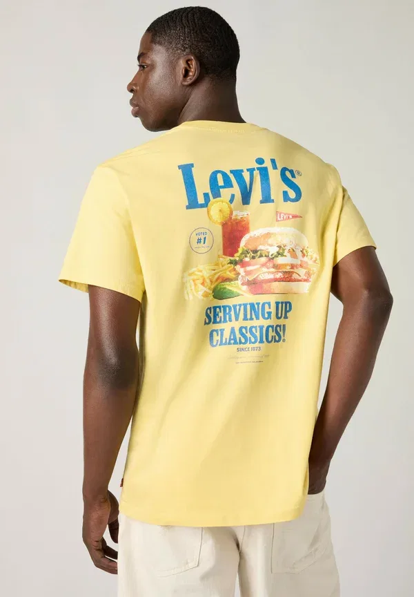 Футболка Levi'S, модель levis records crus, цвет желтый — фото 4