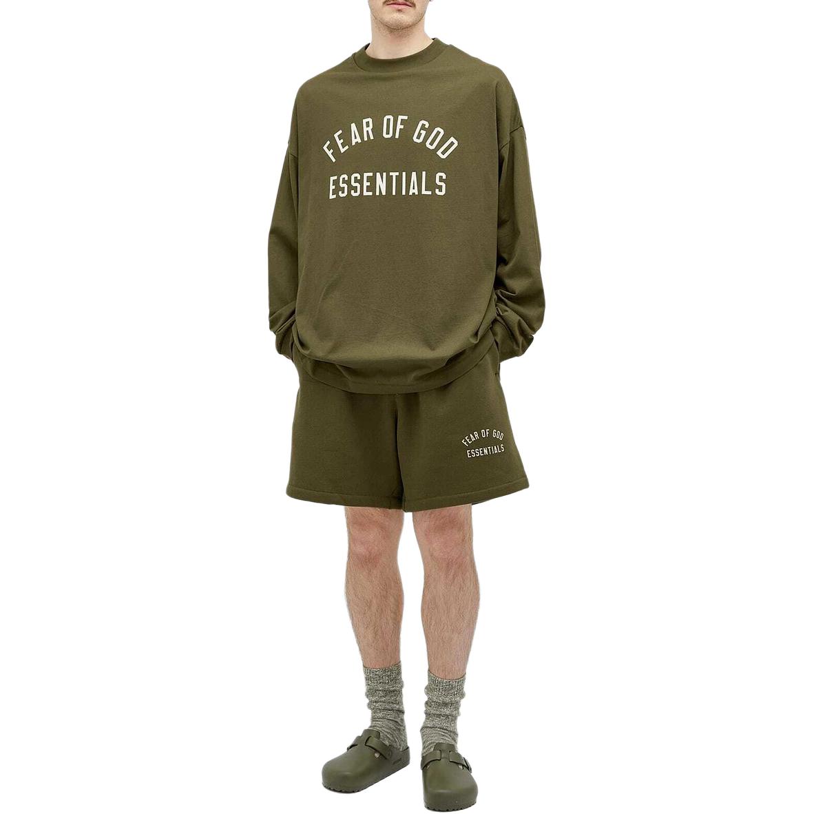 Флисовые футбольные шорты Fear Of God Essentials, Зеленый Эвергрин/Милитари — фото 4