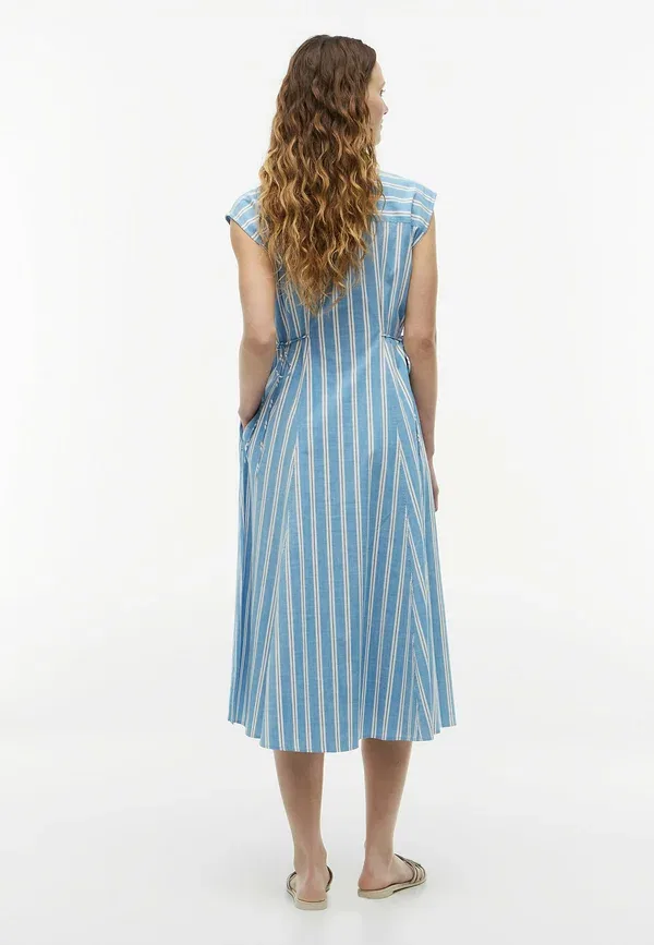Платье-рубашка миди с галстуком и коротким рукавом Tommy Hilfiger, liquorice stripe breeze blue, голубой в полоску — фото 2