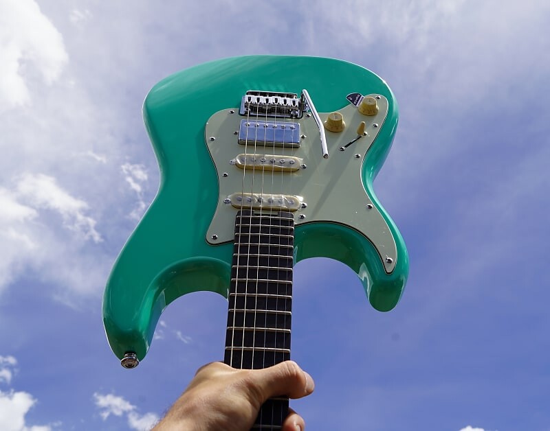 

Электрогитара Schecter DIAMOND SERIES Nick Johnston Traditional HSS Atomic Green Left Handed 6-String Guitar -2022