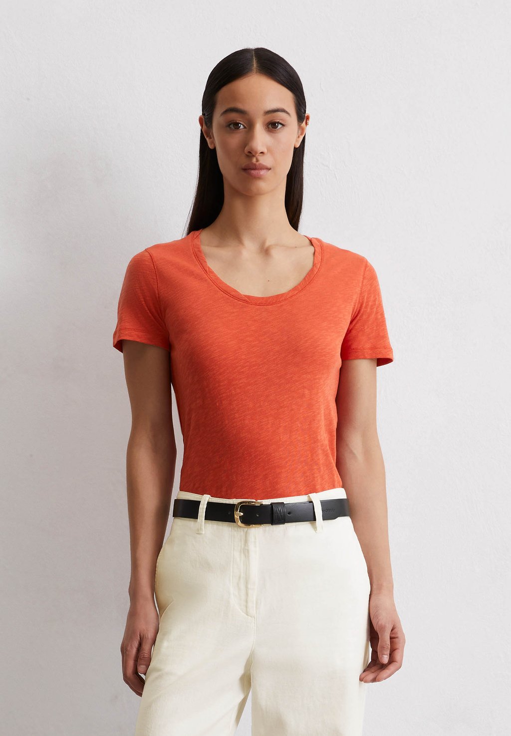 

Базовая футболка DEEP ROUND NECK TWISTED Marc O'Polo, светло-красный
