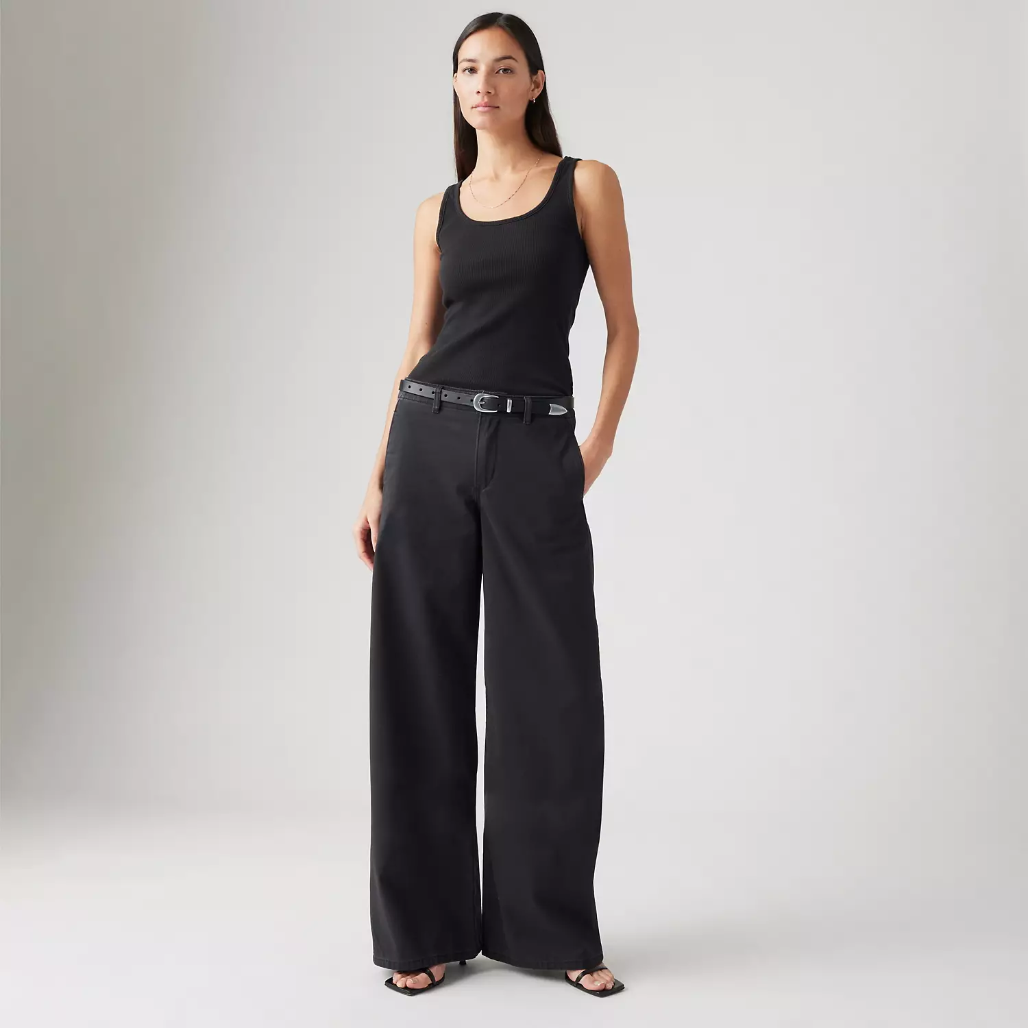 

Женские брюки чинос xl Levi's, цвет Caviar - Black
