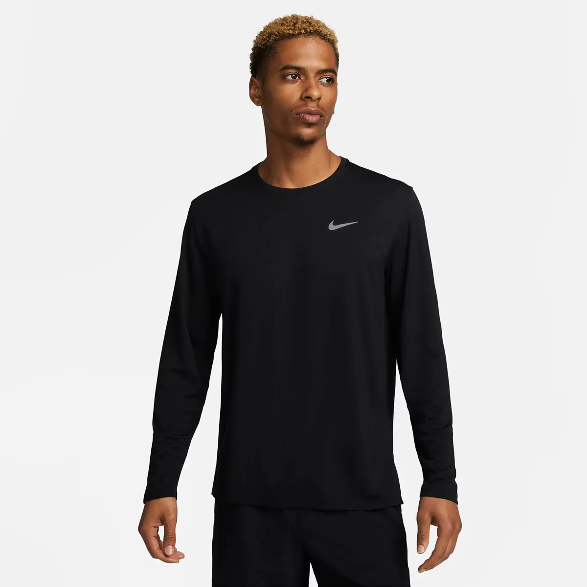 

Мужская футболка Miler Nike, чёрный