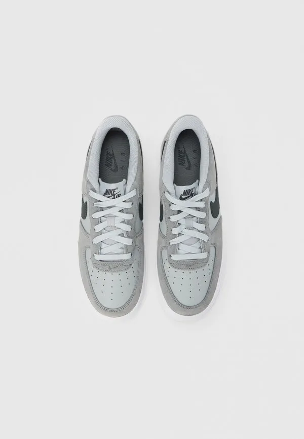 Кроссовки air force 1 унисекс Nike Sportswear, Light Smoke Grey/Dark Smoke Grey/Smoke Grey — фото 4