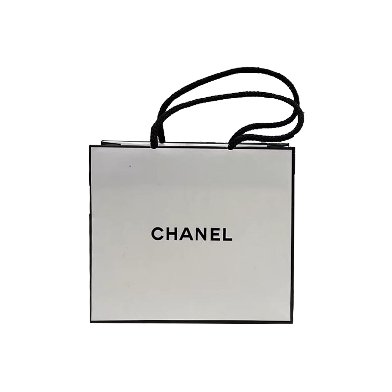 CHANEL Miss Cocoa Silver Tube с эффектом разноцветной помады сатиновый блеск легко растушевывается 3G подарок на день рождения для девушки — фото 2