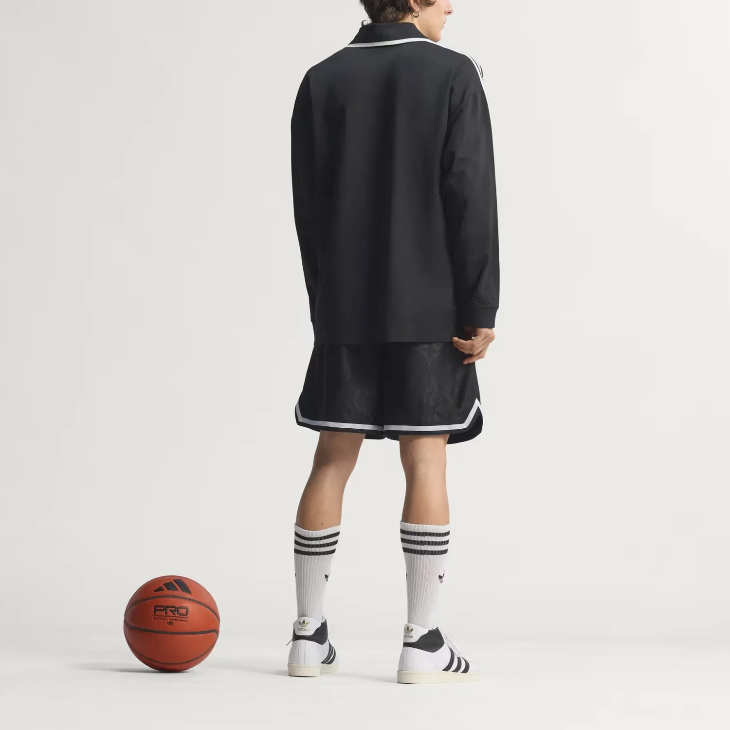 Поло унисекс Adidas Originals, черный — фото 4