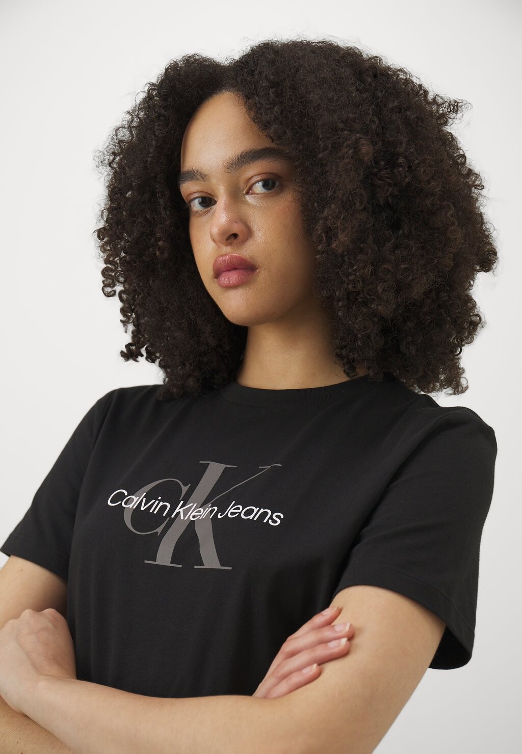 

Принт на футболке MONOLOGO CREW NECK TEE Calvin Klein, черный