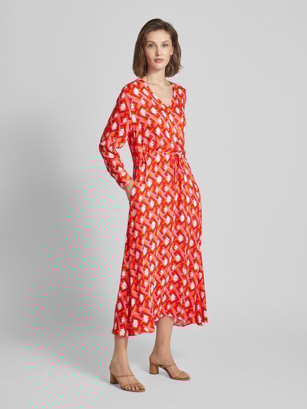 

Платье из вискозы с узором по всей поверхности Smith and Soul, коралл