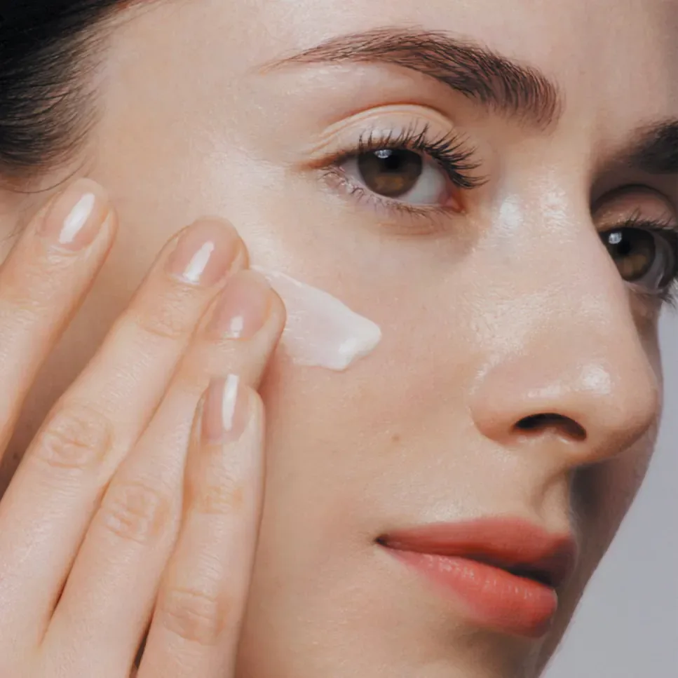 Крем для лица Shiseido — Ночной для подзарядки Future Solution Lx Total Regenerating, 50 мл — фото 2