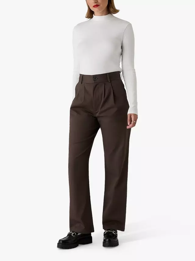 

Топ OMNES North Mock Neck, кремовый