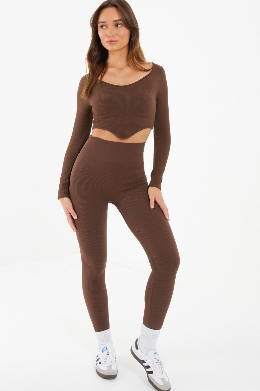

Леггинсы коричневого цвета с ребристым узором QUIZ Clothing