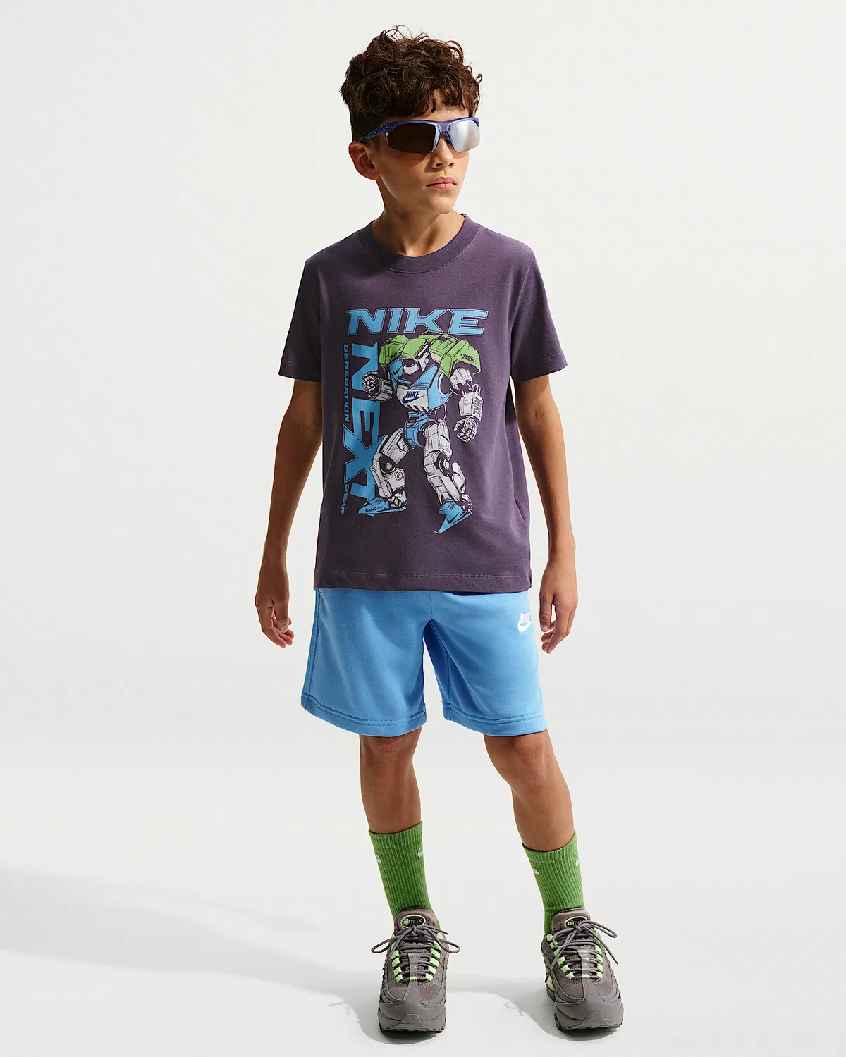 Детская футболка Nike Sportswear, Dark Raisin — фото 4