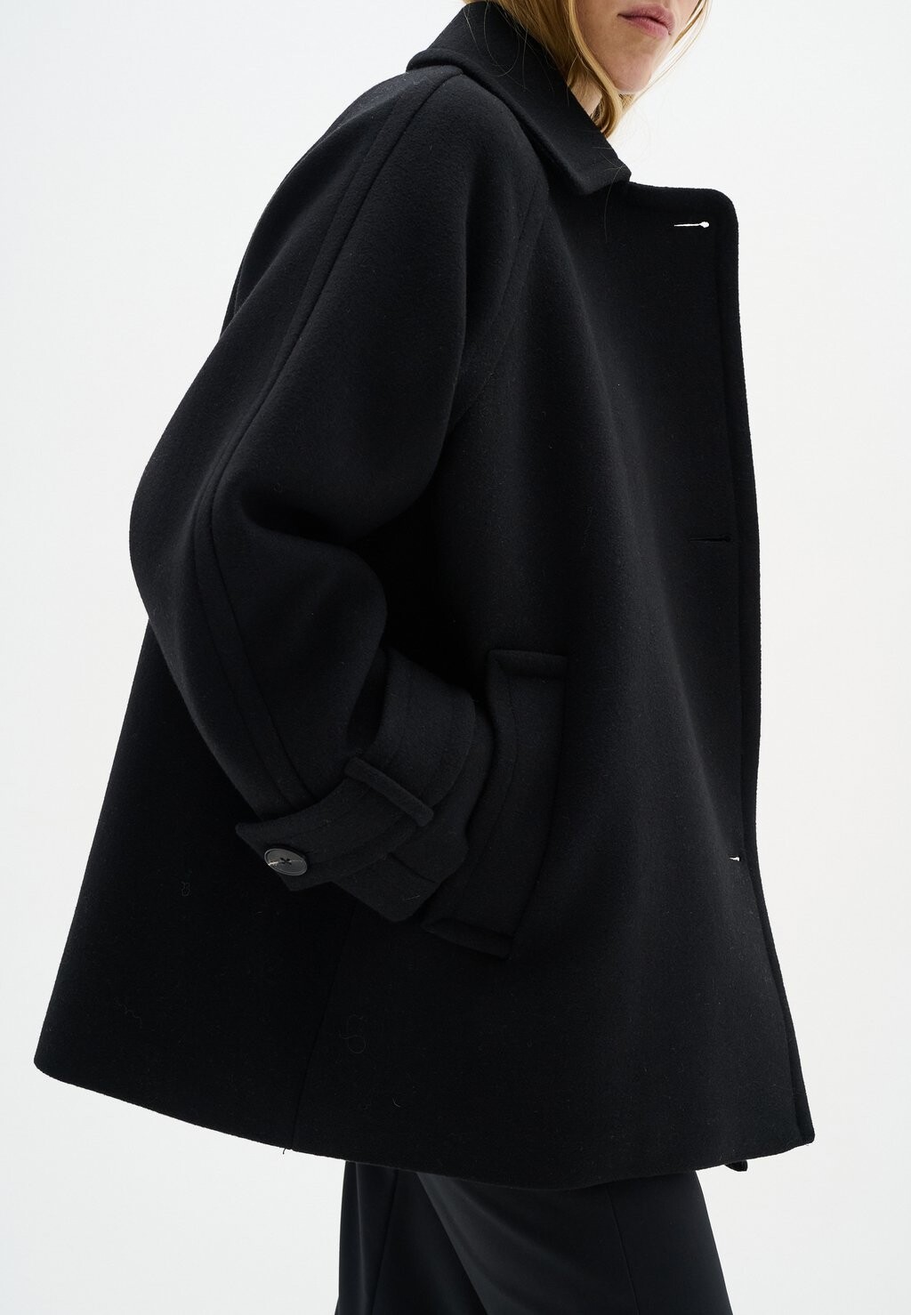 

Короткое пальто THORAIW MINONA InWear, черный