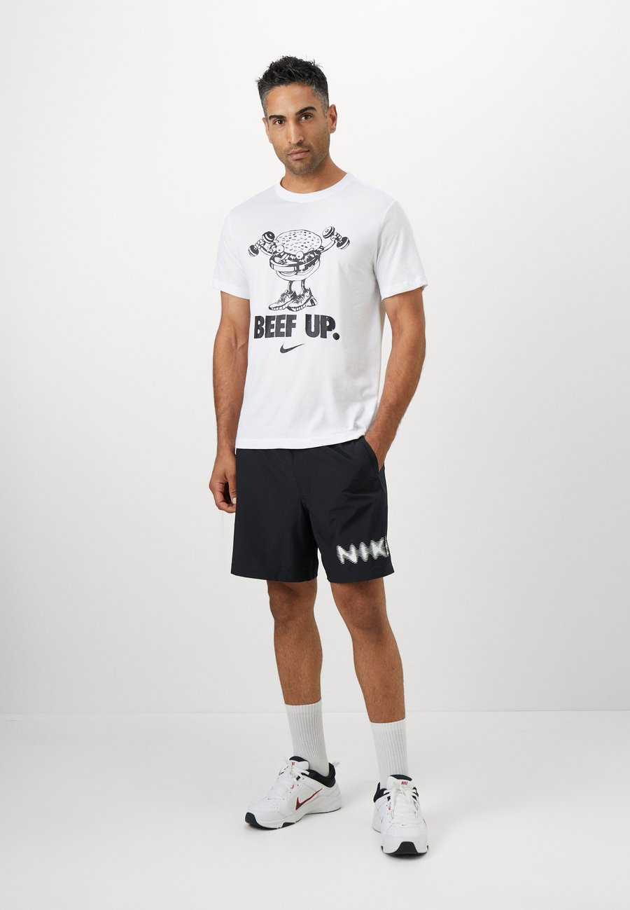 

Спортивная футболка Nike Performance TEE FITNESS, White