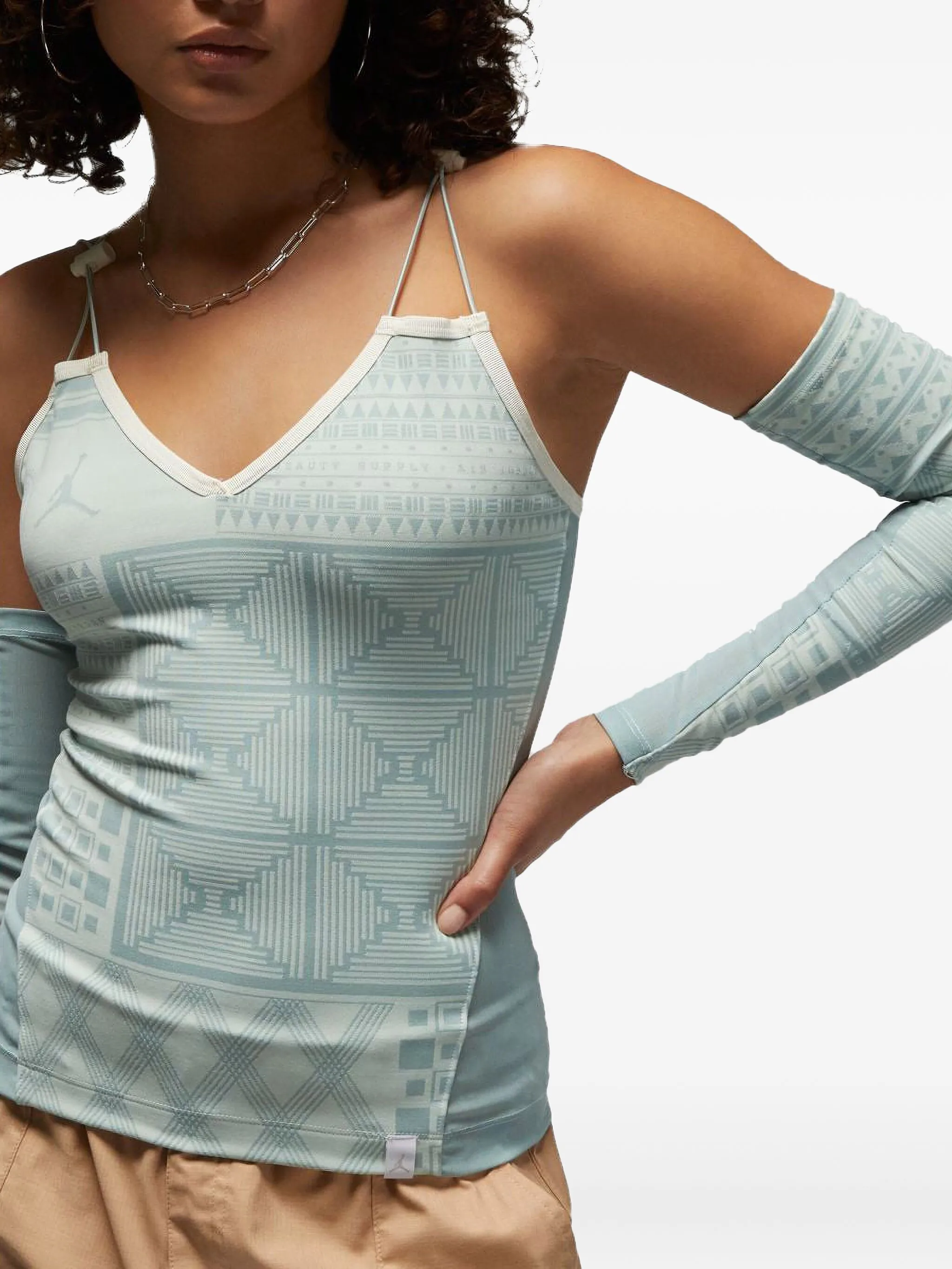 

Жилет Beauty Supply Light из коллаборации с Bephies Jordan, синий