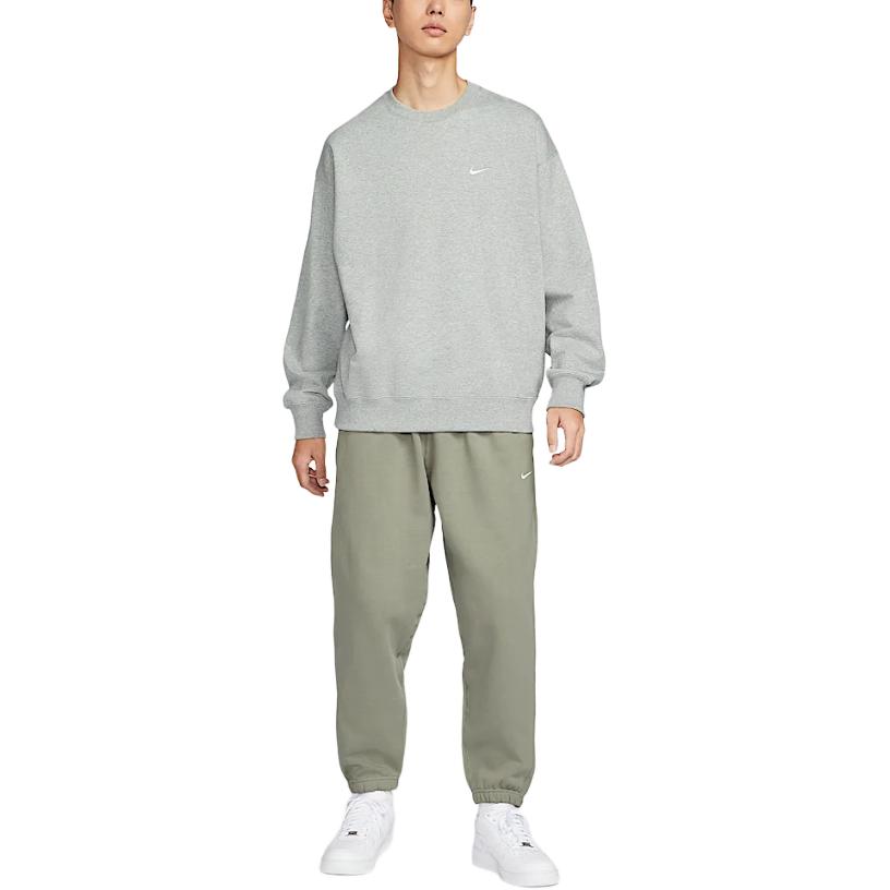 Nike Брюки casual Solo Swoosh мужские светло-армейский зеленый/белый — фото 3