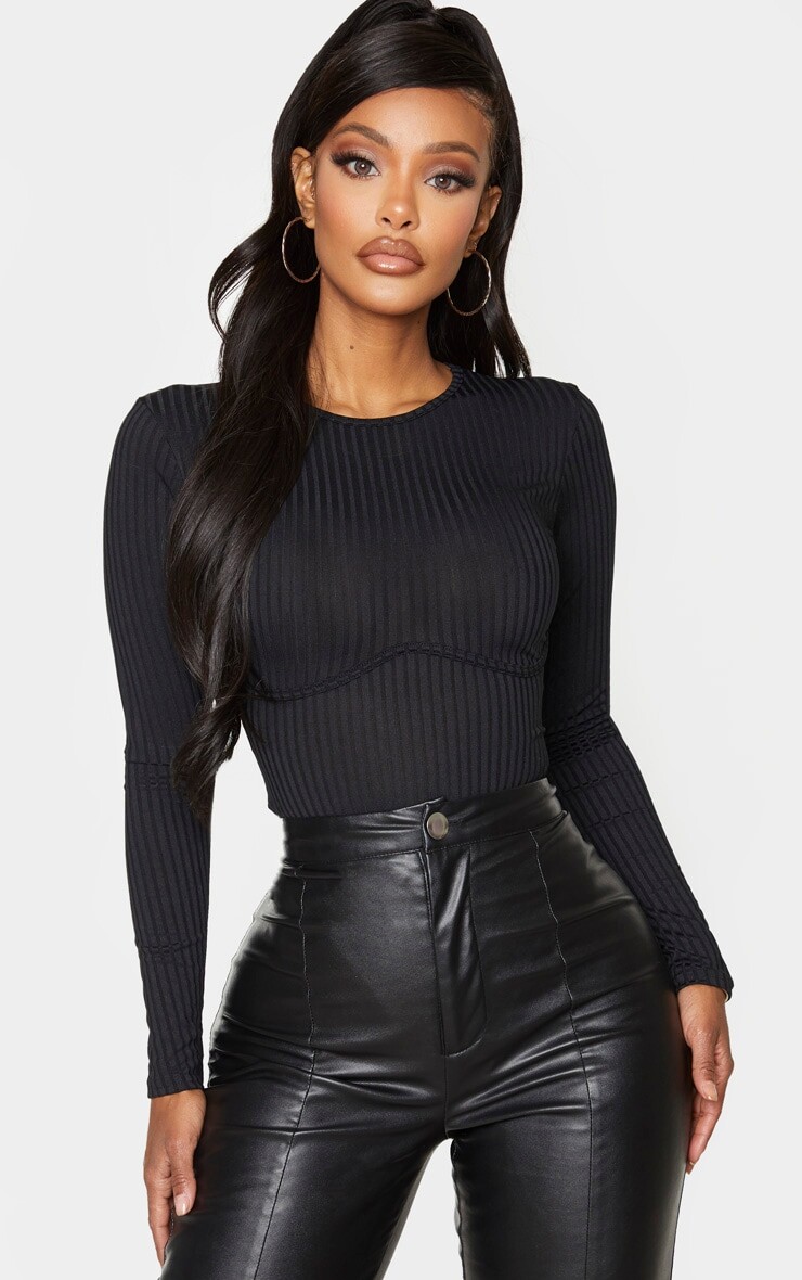 

PrettyLittleThing Черное боди в рубчик под грудью Shape