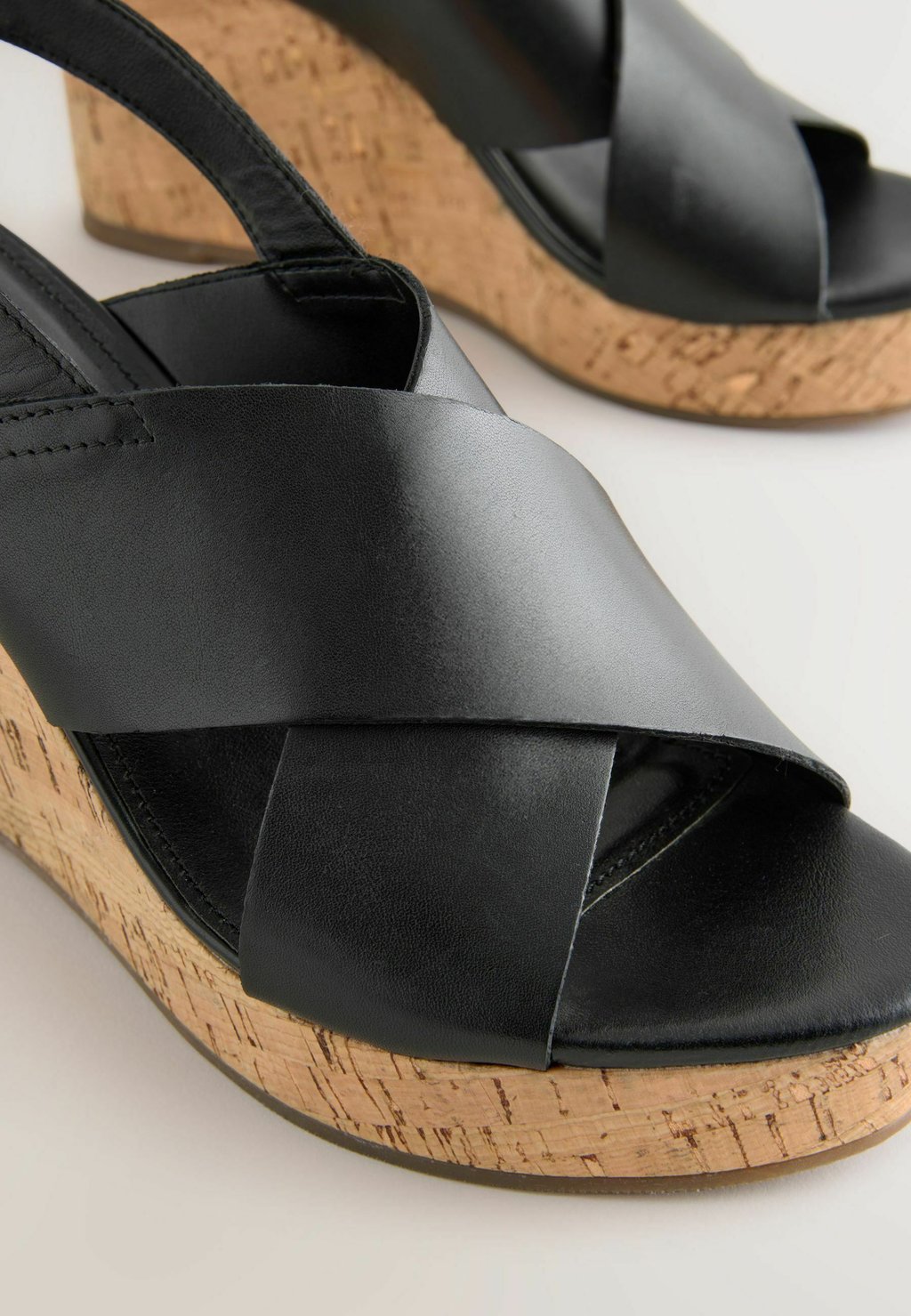 Босоножки на танкетке Espadrilles Next, цвет Mottled Black — фото 4