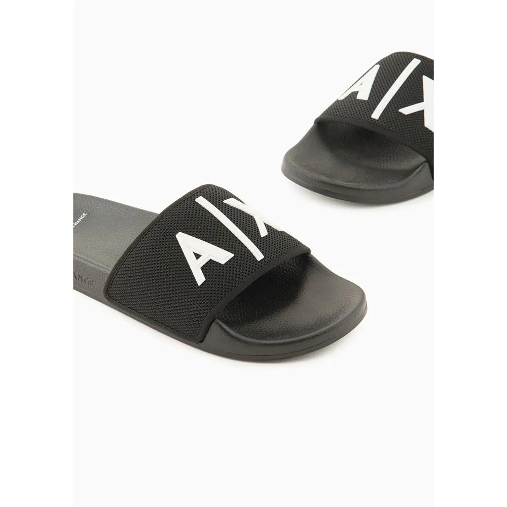 

Кроссовки Armani Exchange XUP001 trainers, черный