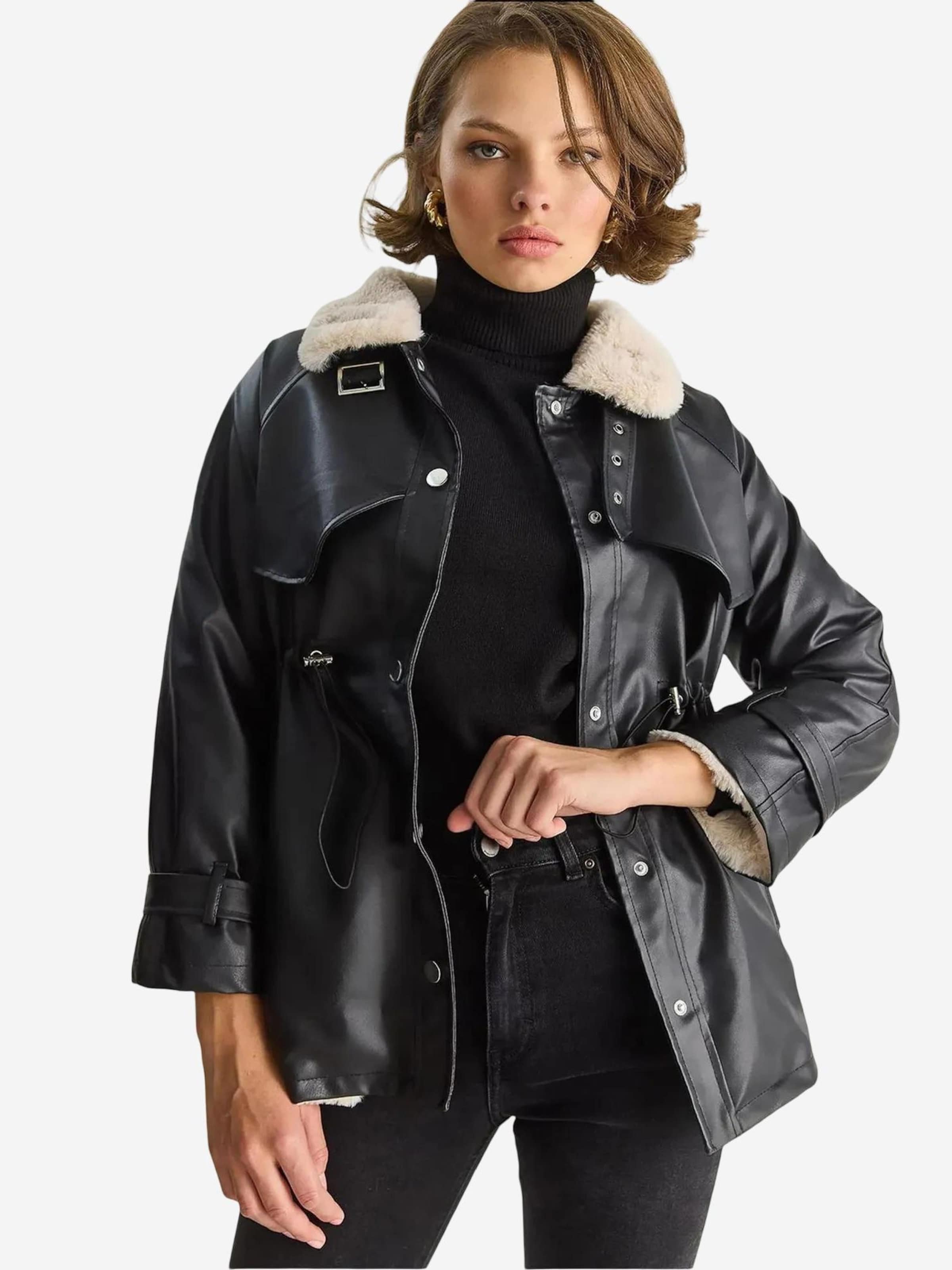 

Bianco Lucci Зимняя куртка в черном цвете