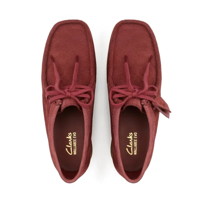 Мужские повседневные ботинки Wallabee Evo красного цвета от Clarks — фото 3